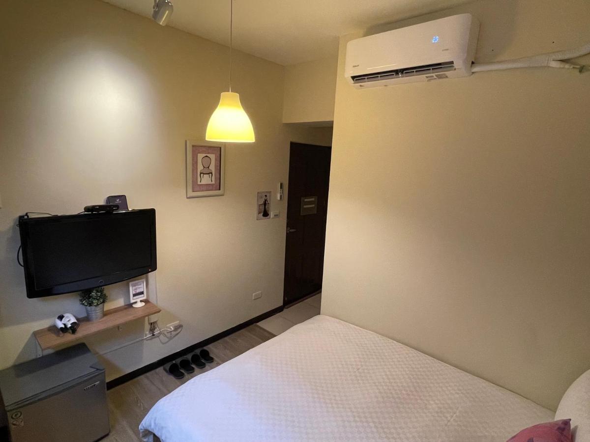 台中一中街格雷熊 Taichung Exterior foto